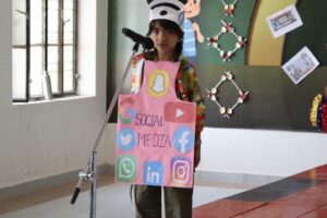 SOCIAL MEDIA